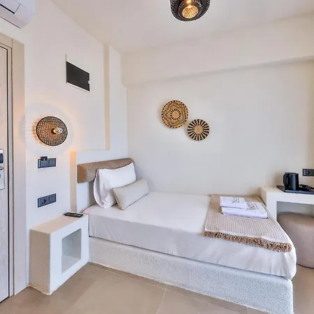Yazz Hotel