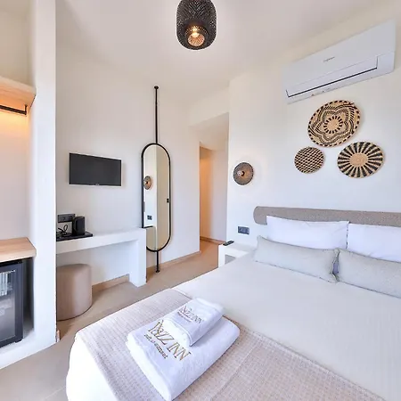 Yazz Hotel *