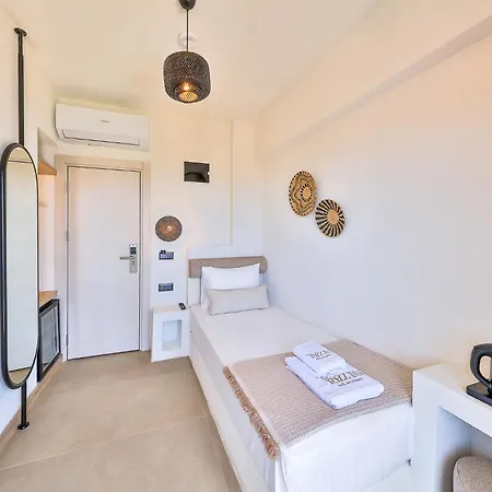 Yazz Hotel