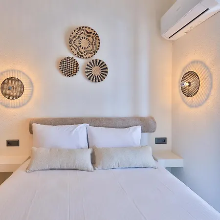 Yazz Hotel *