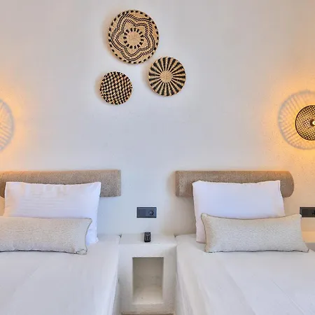 Yazz Hotel